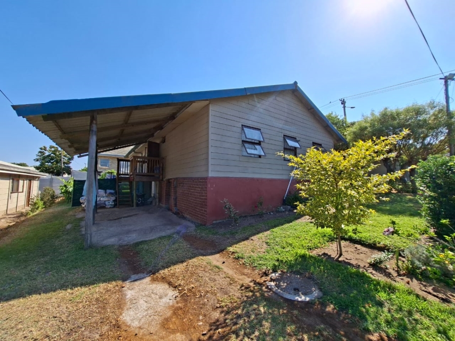 6 Bedroom Property for Sale in Hartenbos Central Western Cape